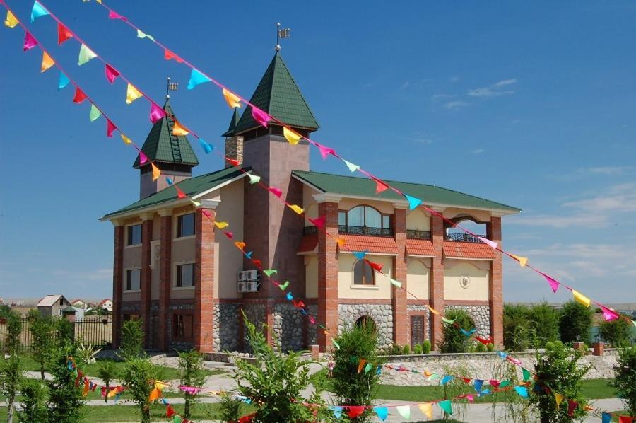 Morelux Boutique Hotel Капчагай Екстериор снимка