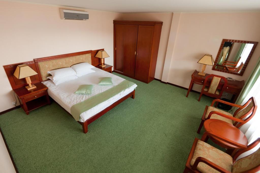 Morelux Boutique Hotel Капчагай Стая снимка