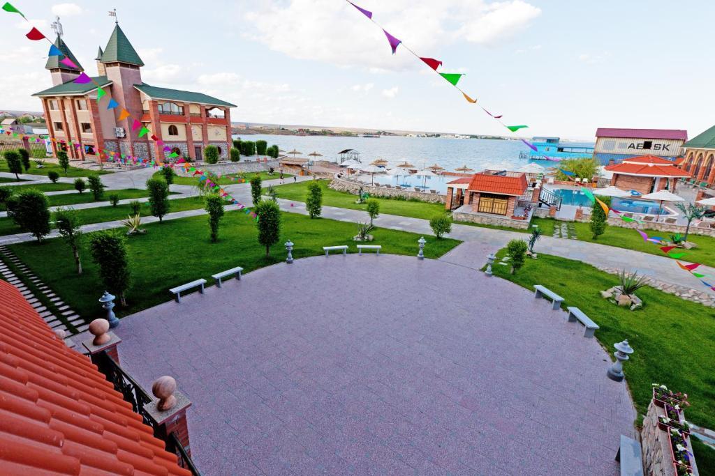 Morelux Boutique Hotel Капчагай Екстериор снимка