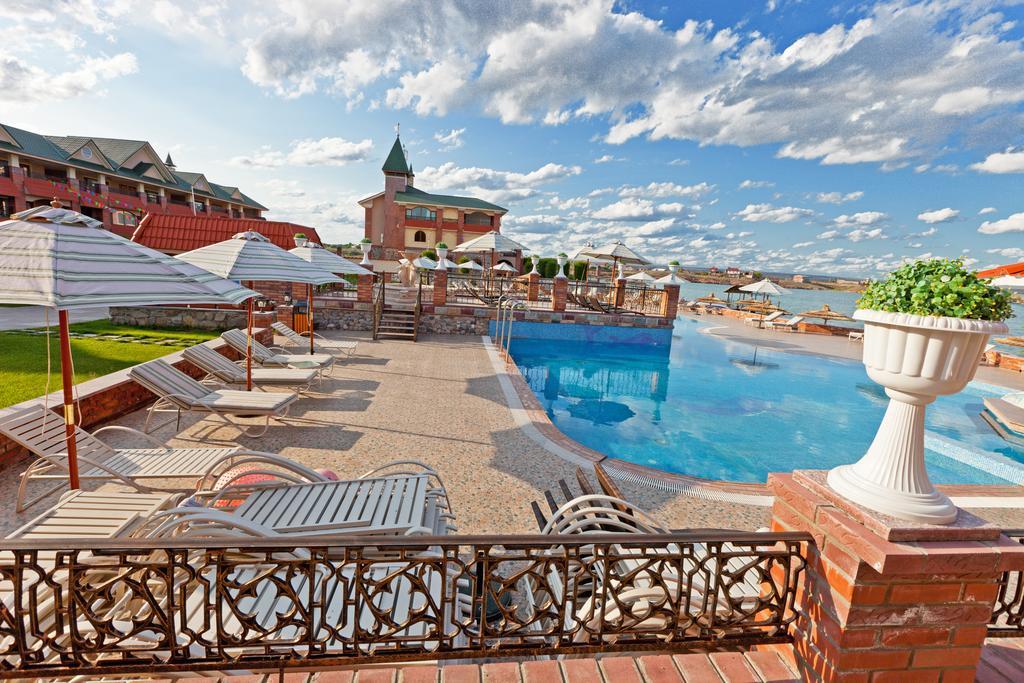 Morelux Boutique Hotel Капчагай Екстериор снимка