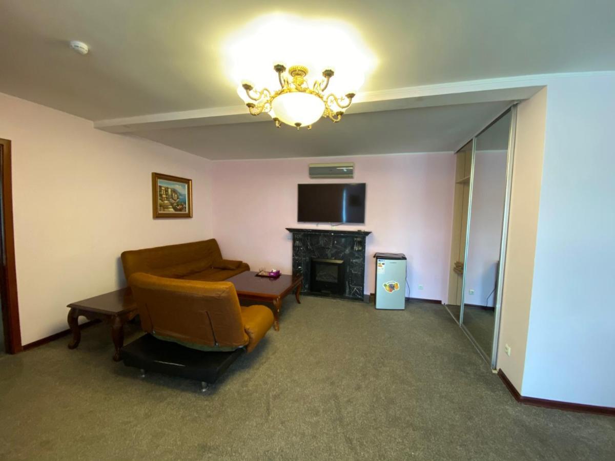 Morelux Boutique Hotel Капчагай Екстериор снимка