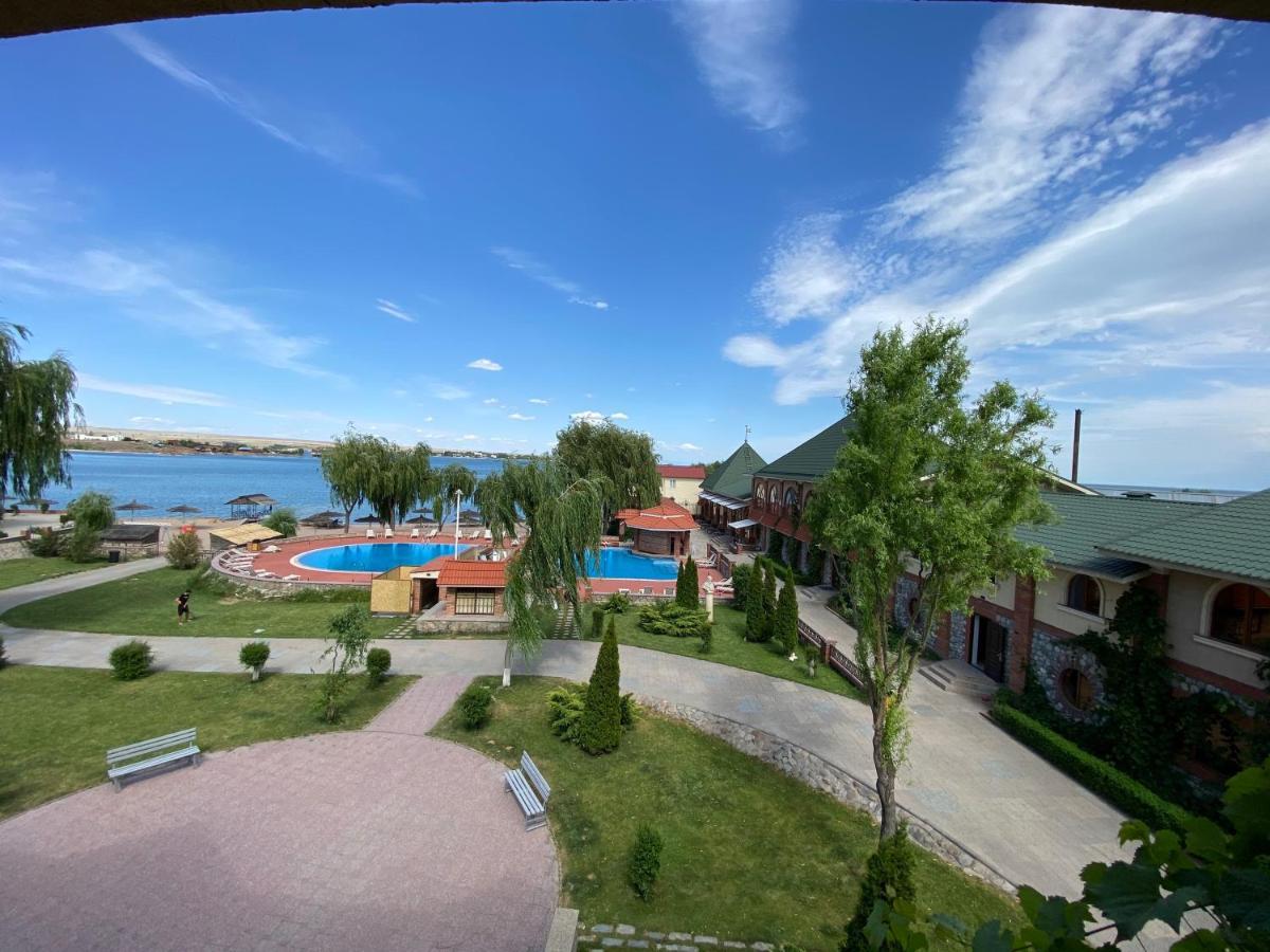 Morelux Boutique Hotel Капчагай Екстериор снимка