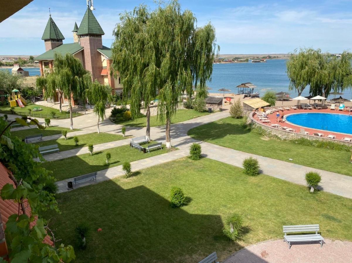 Morelux Boutique Hotel Капчагай Екстериор снимка